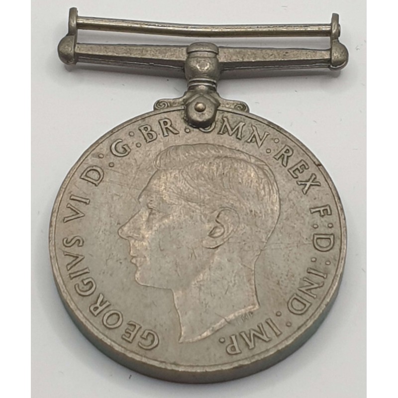 GREAT BRITAIN UK ENGLAND WWII The Defense Medal 1939 - 1945 KGVI ANTIQUES & OTHER COLLECTIBLES