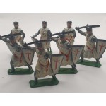 LEAD 7 KNIGTS TEMPLAR SOLDIERS VINTAGE TOYS LOT ANTIQUES & OTHER COLLECTIBLES