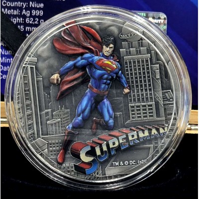 SUPERMAN 2 Oz Silver Coin 5$ DC Comics Niue 2023