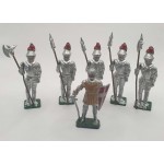 LEAD 6 BRITISH KNIGHTS SOLDIERS VINTAGE TOYS LOT ANTIQUES & OTHER COLLECTIBLES
