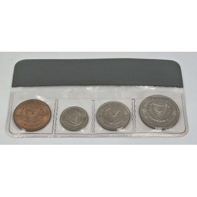 CYPRUS 1973 COMPLETE YEAR SET MILS COINS IN ORIGINAL WALLET CASE
