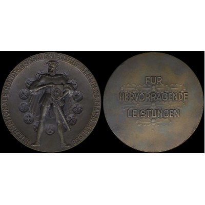 GERMANY LARGE MEDAL 161,4gr Commemorative International Crafts Exhibition in Berlin 1938