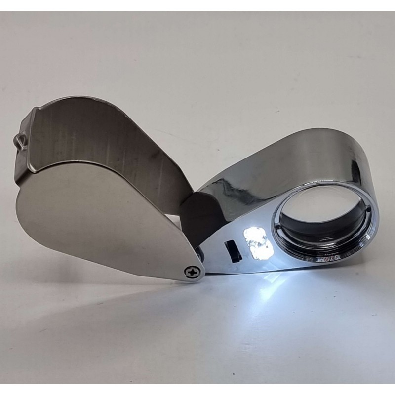 HIGH QUALITY FOLDING MAGNIFIER WITH LED AND UV LIGHTING  X 40 ACCESSORIES & SUPPLIES
