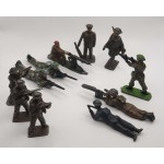 LEAD 11 WWII BRITISH SOLDIERS VINTAGE TOYS LOT ANTIQUES & OTHER COLLECTIBLES
