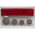 CYPRUS 1982 COMPLETE YEAR SET MILS COINS IN WALLET CASE WORLD COINS