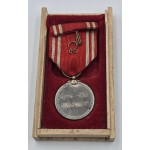 Japan Red Cross Decoration Medal 1888 in wooden box ANTIQUES & OTHER COLLECTIBLES