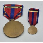United States Naval Reserve Meritorious Service Medal with Miniature 1962 ANTIQUES & OTHER COLLECTIBLES
