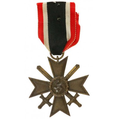 Germany Third Reich 1939 WWII military Battle merit cross medal second class With Ribbon